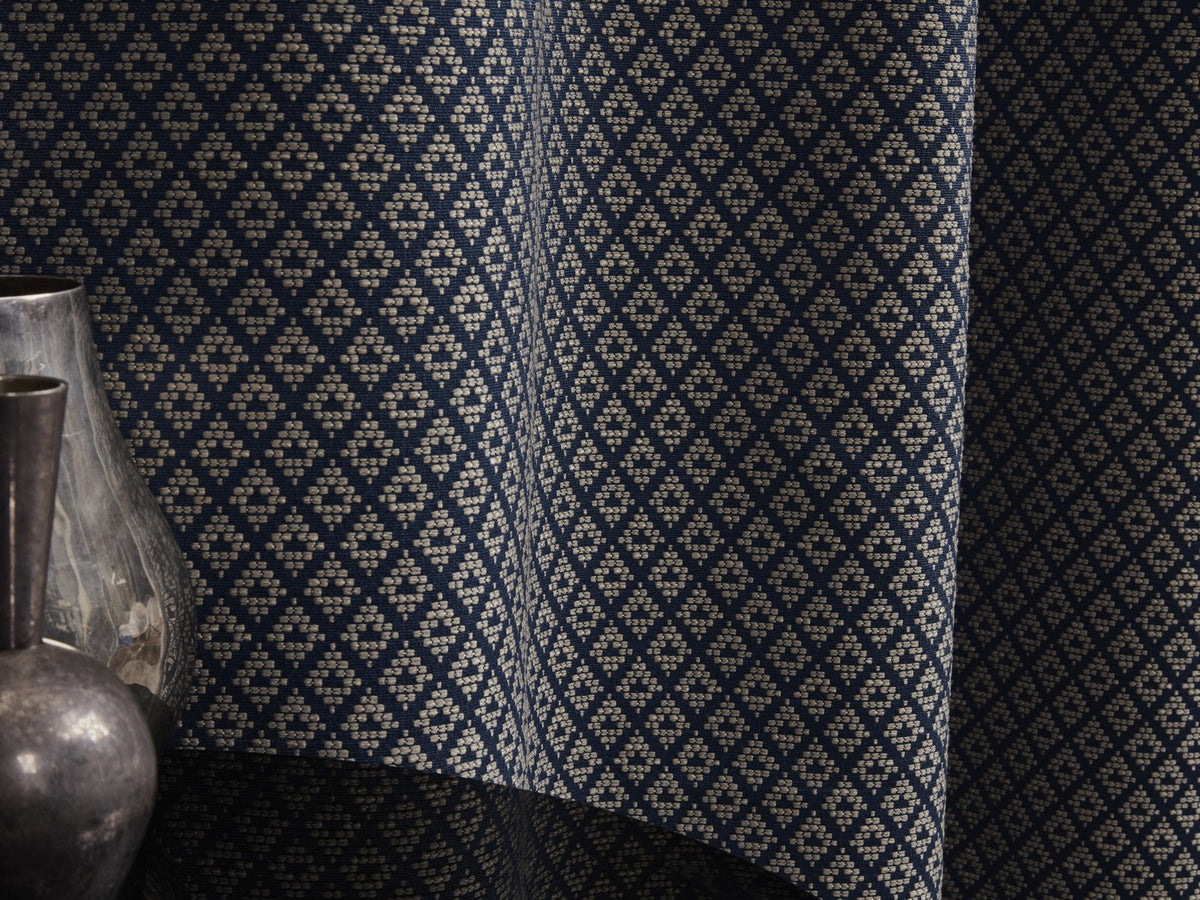 Bond Pewter - Edmund Bell Weave lifestyle